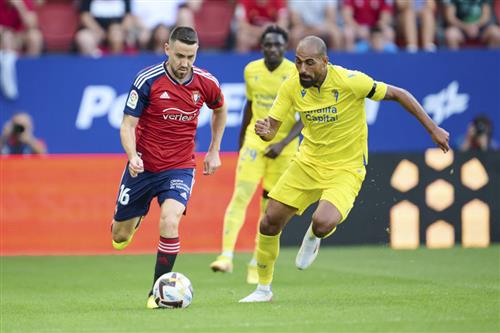 Cadiz gegen robust